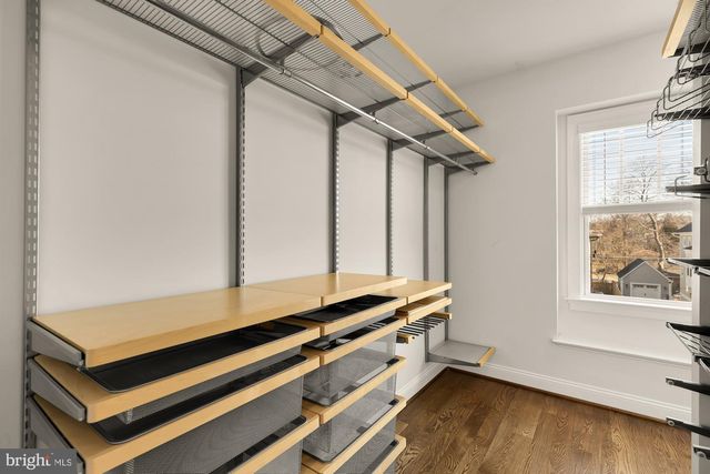 2012 N GREENBRIER ST, Arlington, VA 22205