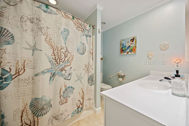 8 Flamingo St, Hilton Head Island, SC 29928