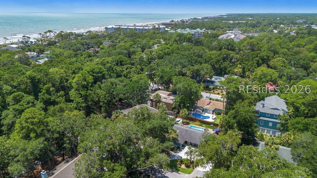 8 Flamingo St, Hilton Head Island, SC 29928