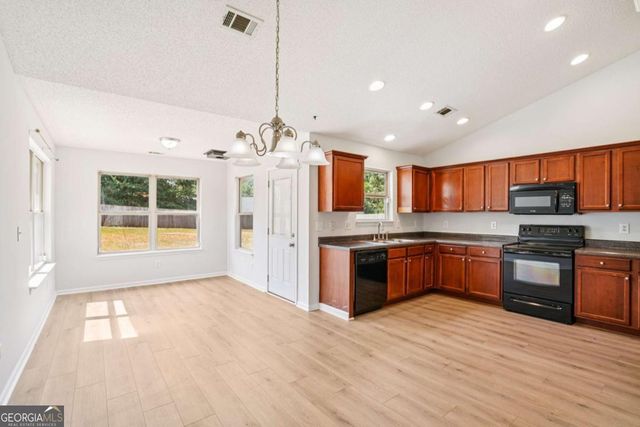 98 Oakville Drive, Dallas, GA 30157