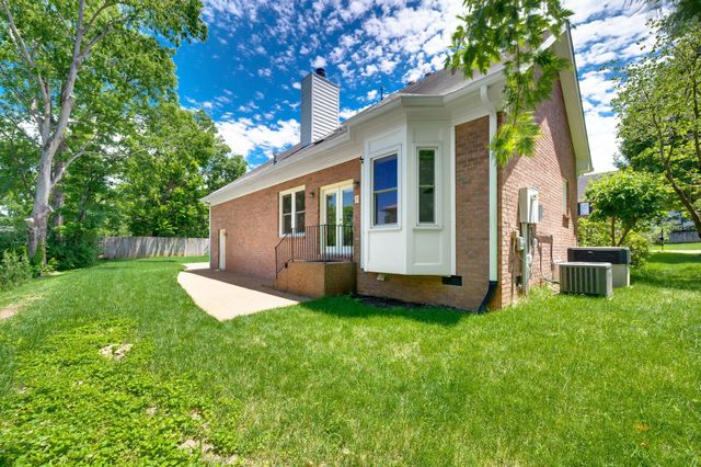 1605 Ardenwood Ct, Nashville, TN 37215