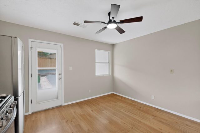 3037 Mason Meadows Drive NE, Rio Rancho, NM 87144