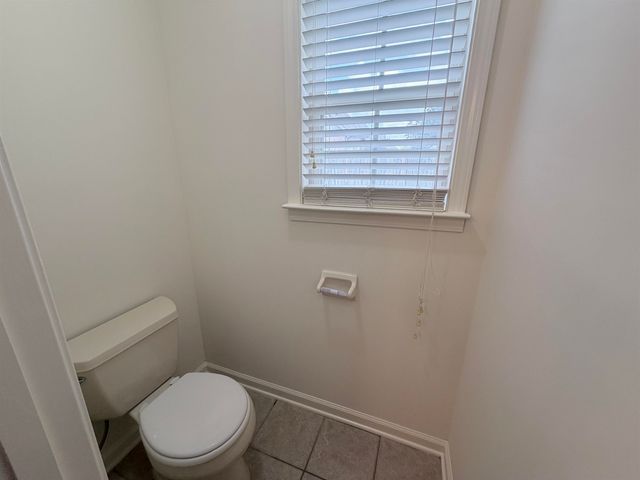 10097 BLOOMSBURY AVE, Cordova, TN 38016