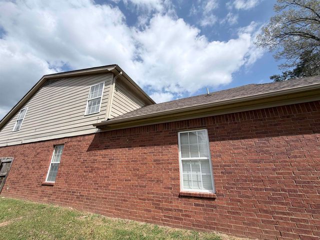 10097 BLOOMSBURY AVE, Cordova, TN 38016