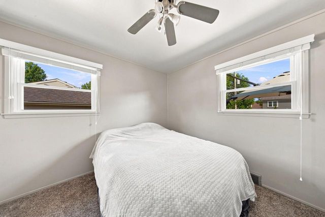 100 N Highland AVENUE, Thiensville, WI 53092