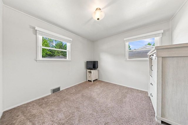 100 N Highland AVENUE, Thiensville, WI 53092