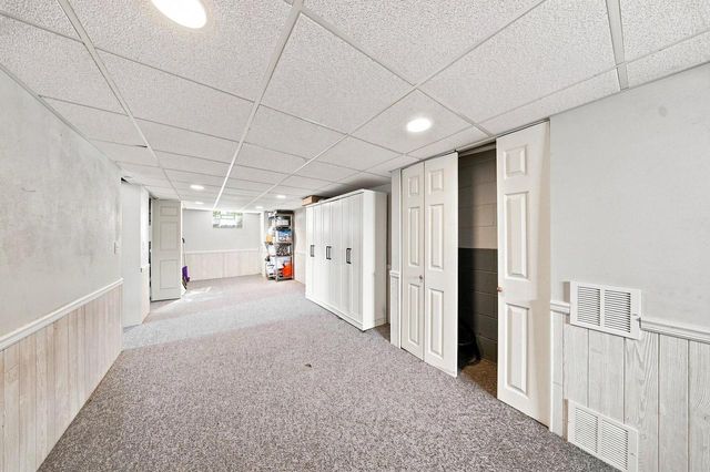 100 N Highland AVENUE, Thiensville, WI 53092