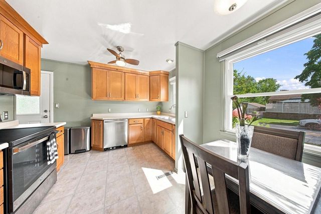 100 N Highland AVENUE, Thiensville, WI 53092