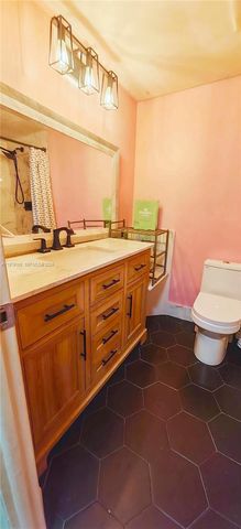 2802 N 46 AVE 520B, Hollywood, FL 33021