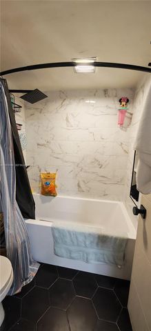 2802 N 46 AVE 520B, Hollywood, FL 33021