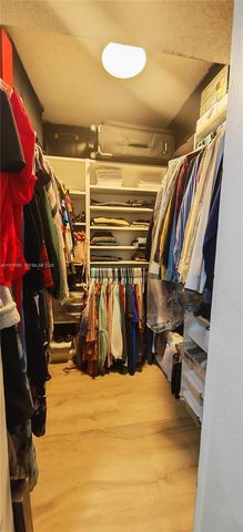 2802 N 46 AVE 520B, Hollywood, FL 33021