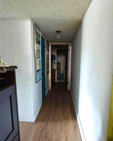 2802 N 46 AVE 520B, Hollywood, FL 33021