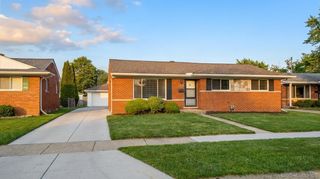 31496 Roan Avenue, Warren, MI 48093