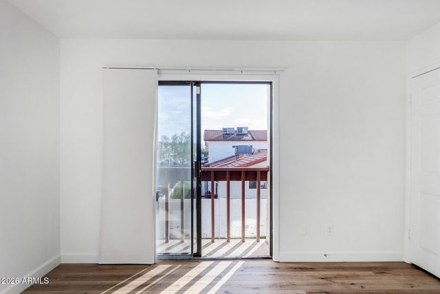 2842 E BECK Lane 2, Phoenix, AZ 85032