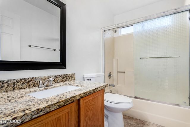 2842 E BECK Lane 2, Phoenix, AZ 85032