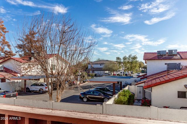 2842 E BECK Lane 2, Phoenix, AZ 85032