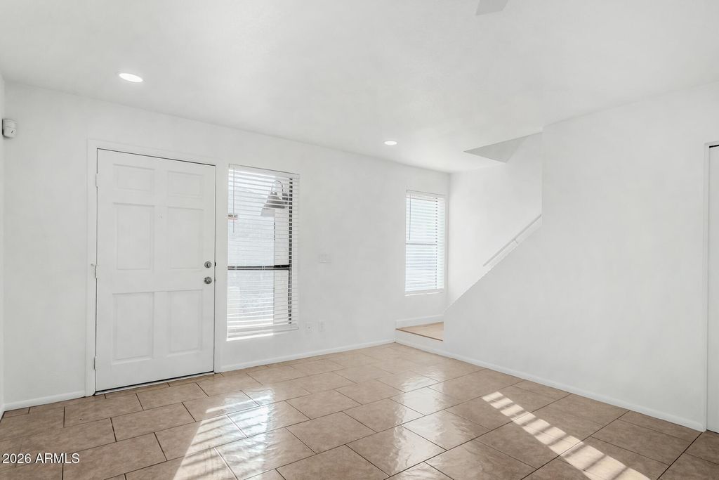 2842 E BECK Lane 2, Phoenix, AZ 85032 — photo 5