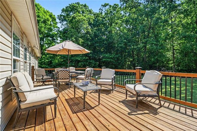 1948 E Bay Street, Hoschton, GA 30548