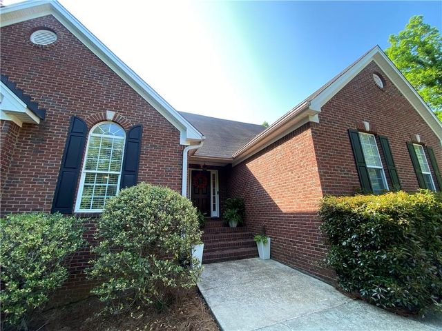 1948 E Bay Street, Hoschton, GA 30548