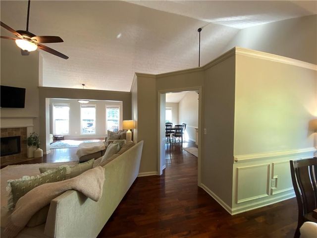 1948 E Bay Street, Hoschton, GA 30548
