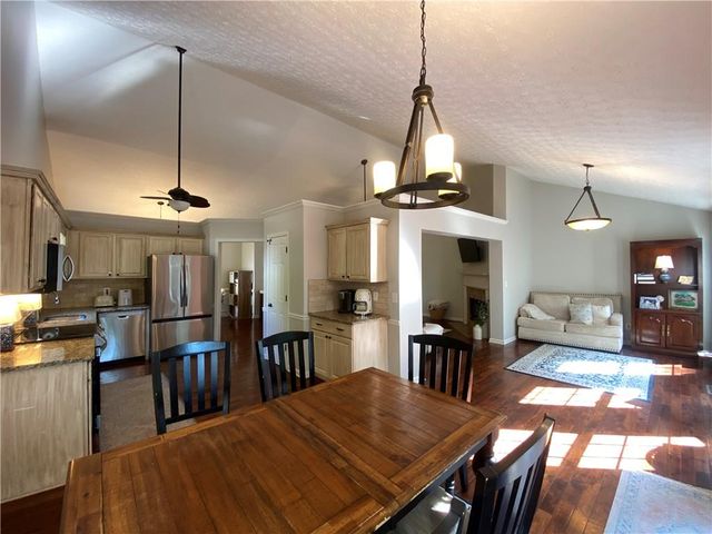 1948 E Bay Street, Hoschton, GA 30548