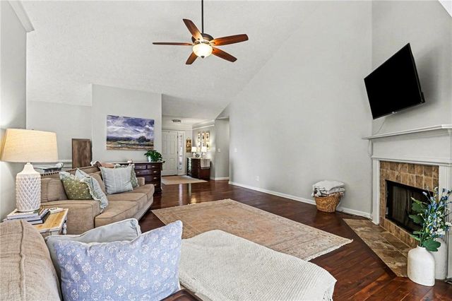 1948 E Bay Street, Hoschton, GA 30548