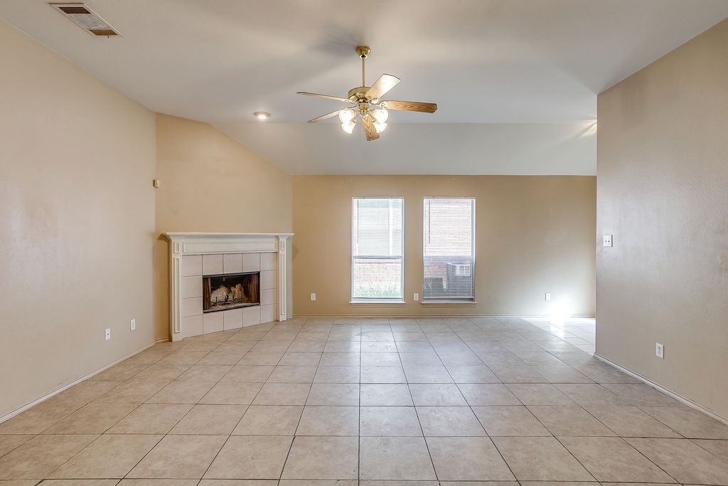 1031 Gaynor Avenue, Duncanville, TX 75137 — photo 5