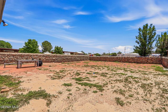 376 Rio Dulce Avenue, El Paso, TX 79932