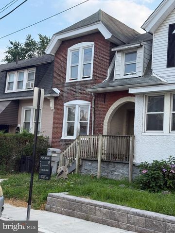 13 WALNUT ST, Marcus Hook, PA 19061