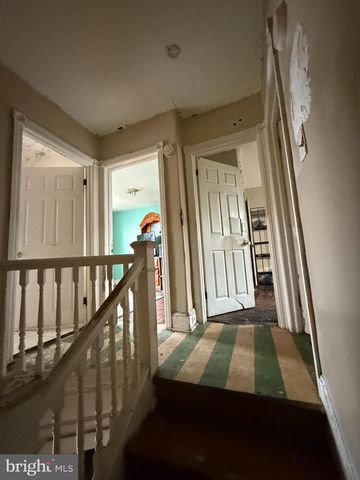 13 WALNUT ST, Marcus Hook, PA 19061