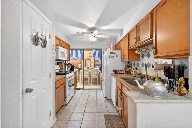 214 PERTH COURT A, Winter Springs, FL 32708
