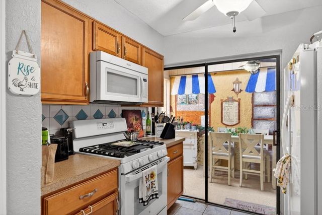214 PERTH COURT A, Winter Springs, FL 32708