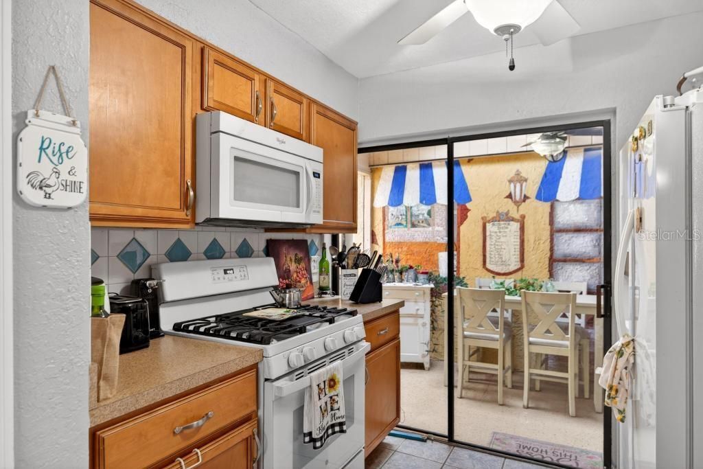 Image 19 of property listing at 214 PERTH COURT A, Winter Springs, FL 32708