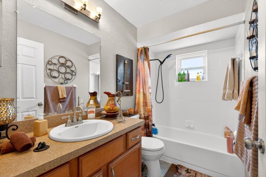Image 25 of property listing at 214 PERTH COURT A, Winter Springs, FL 32708