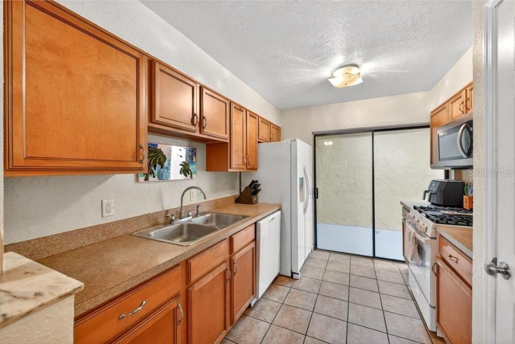 Image 48 of property listing at 214 PERTH COURT A, Winter Springs, FL 32708