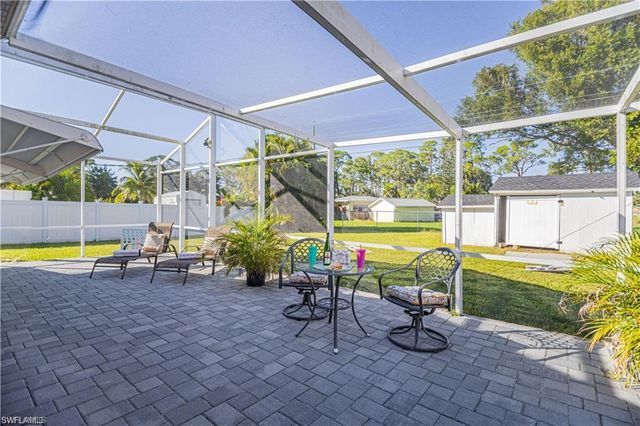 4584 San Antonio LN, Bonita Springs, FL 34134