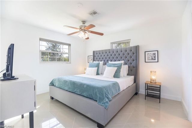 4584 San Antonio LN, Bonita Springs, FL 34134