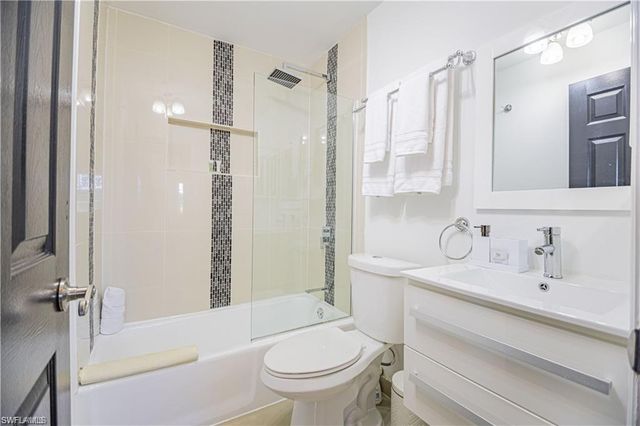 4584 San Antonio LN, Bonita Springs, FL 34134