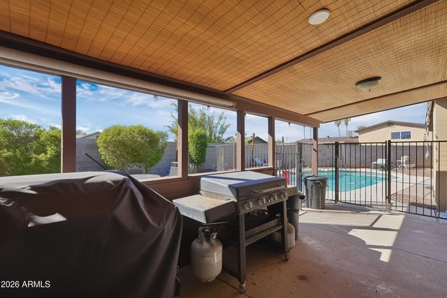 17046 N 37TH Avenue, Glendale, AZ 85308