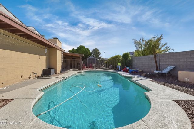 17046 N 37TH Avenue, Glendale, AZ 85308