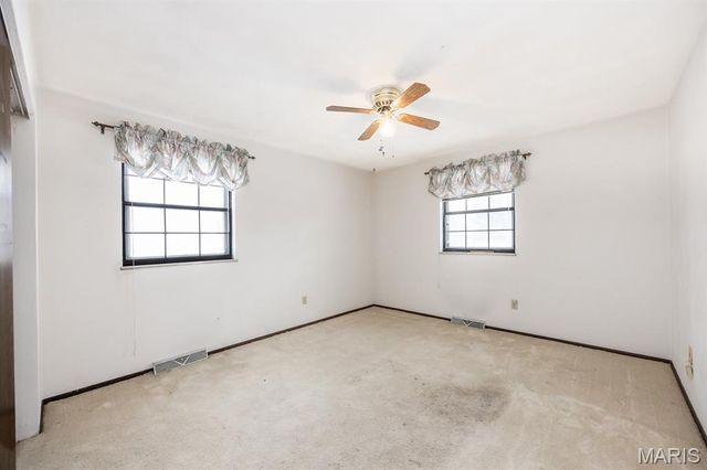 717 Knipp Avenue, Mascoutah, IL 62258