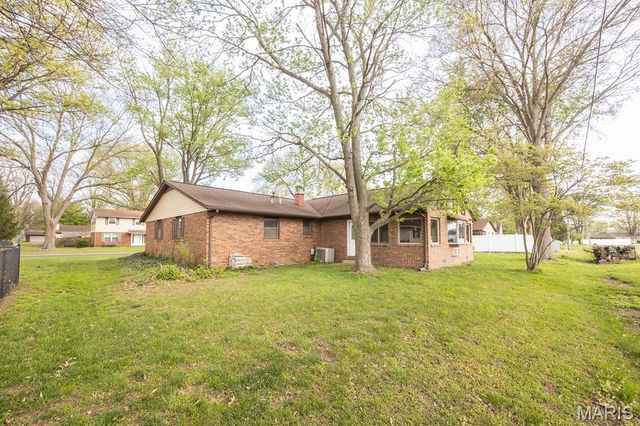 717 Knipp Avenue, Mascoutah, IL 62258