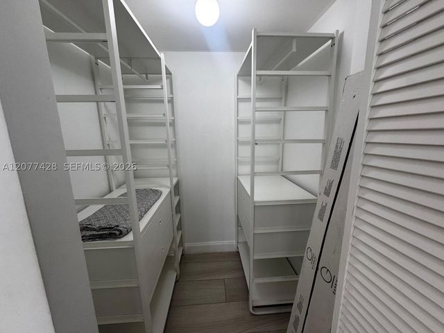 16919 N Bay Rd 108, Sunny Isles Beach, FL 33160