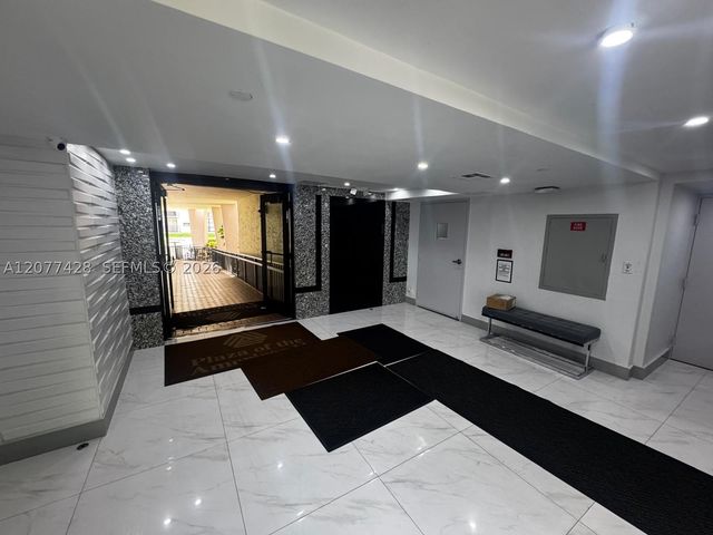 16919 N Bay Rd 108, Sunny Isles Beach, FL 33160
