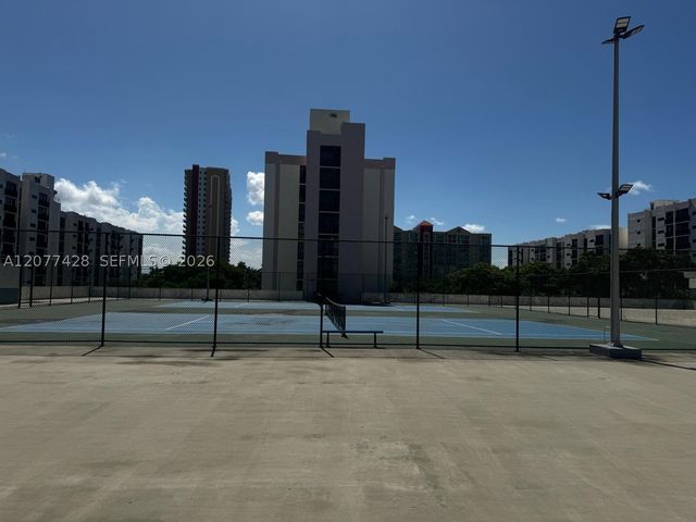 16919 N Bay Rd 108, Sunny Isles Beach, FL 33160