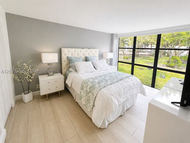 16919 N Bay Rd 108, Sunny Isles Beach, FL 33160