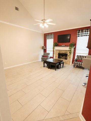 619 Harbor Mist Drive, Crosby, TX 77532