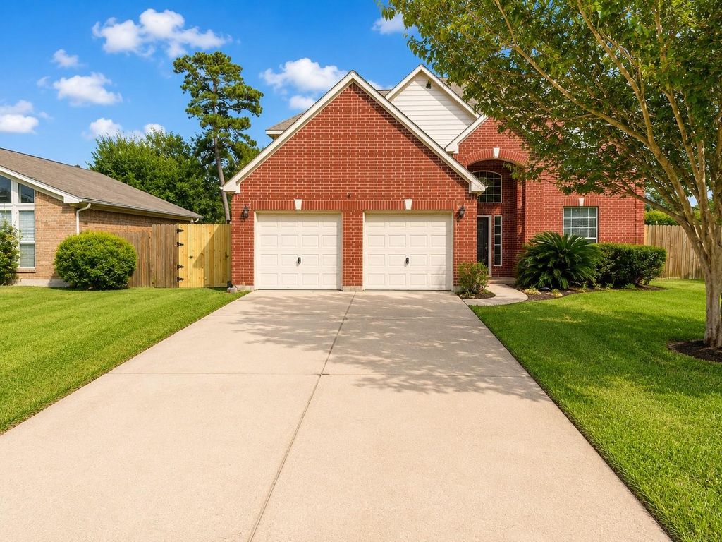 619 Harbor Mist Drive, Crosby, TX 77532