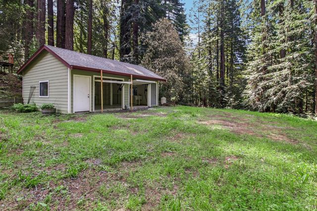12480 Fiori Ln, Sebastopol, CA 95472