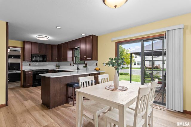 3012 Red Bud Lane, Springfield, IL 62712